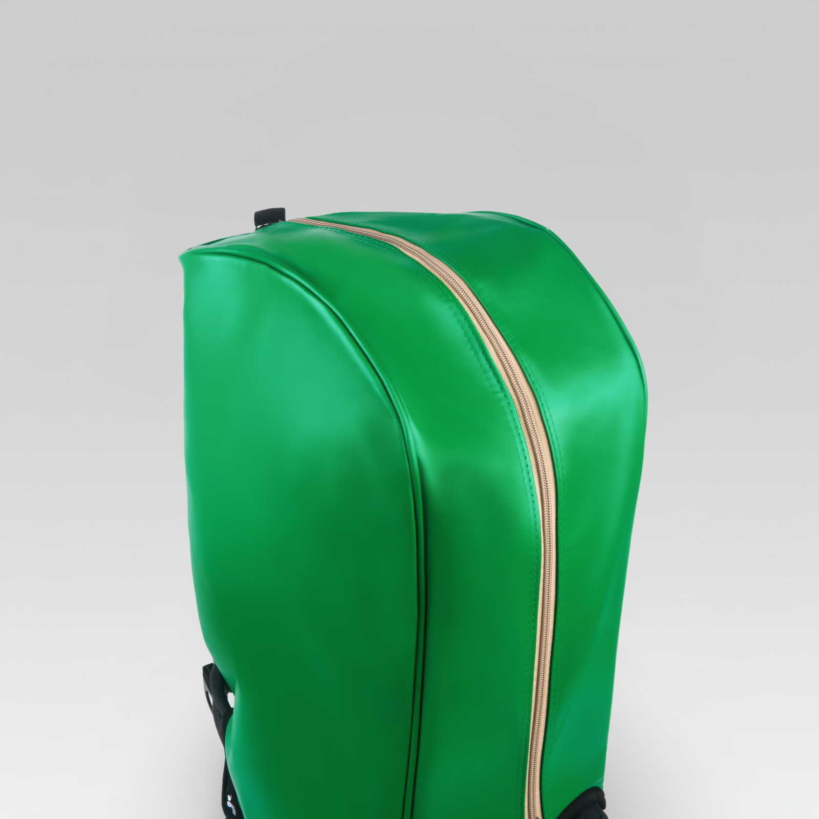 3-Strokes-Three-Tone-Lightweight-Golf-Stand-Bag-Green-White-Fresh-Performance-Philippines