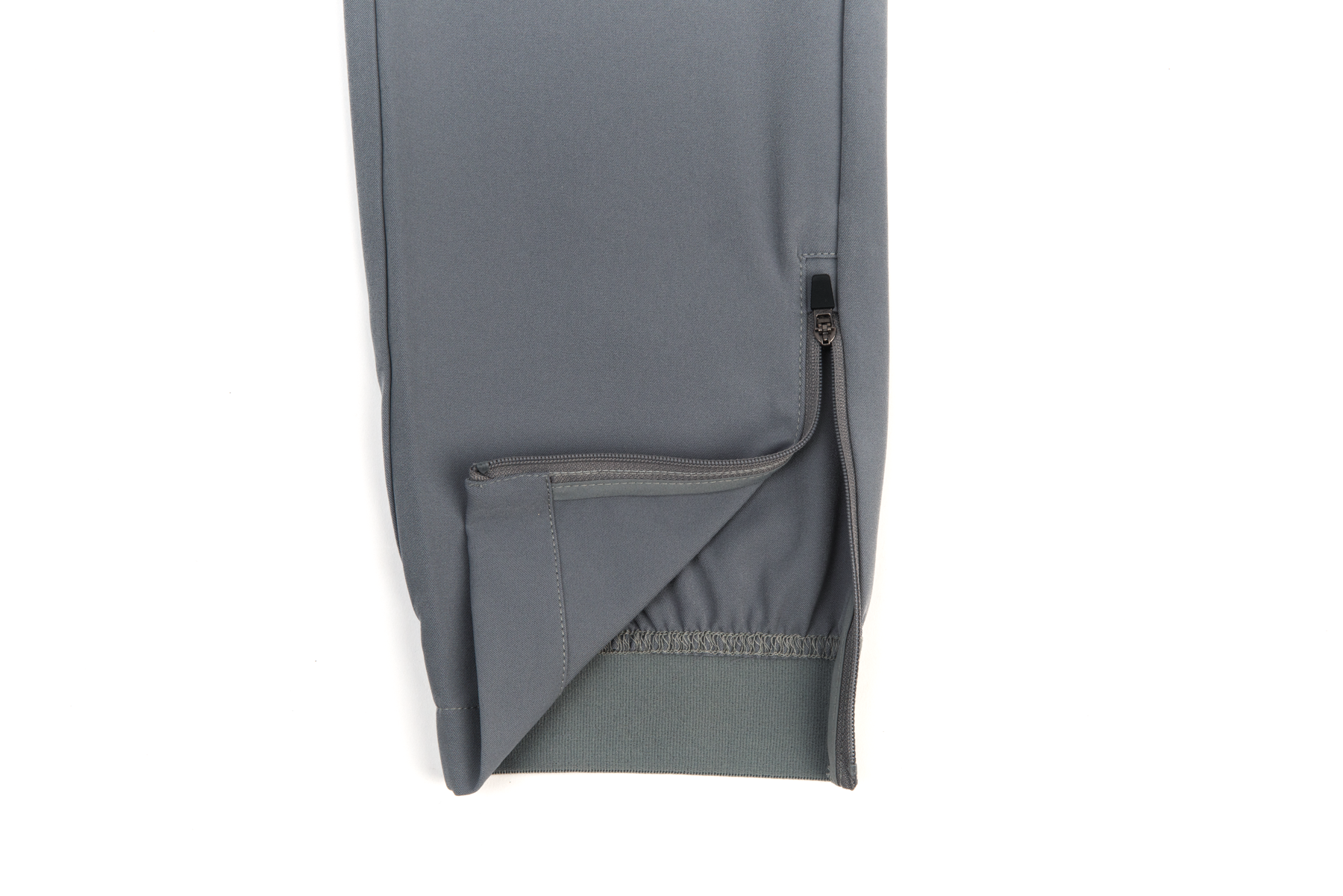 3 Strokes Ankle Zipper Pants